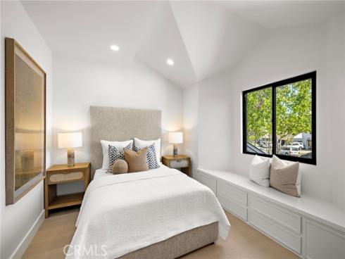 1700  Port Ashley  , Newport Beach, CA