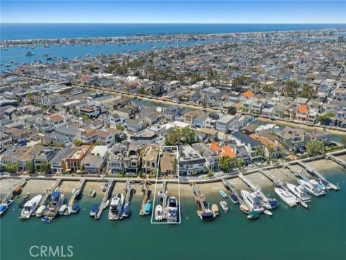 323 E. Bay Front