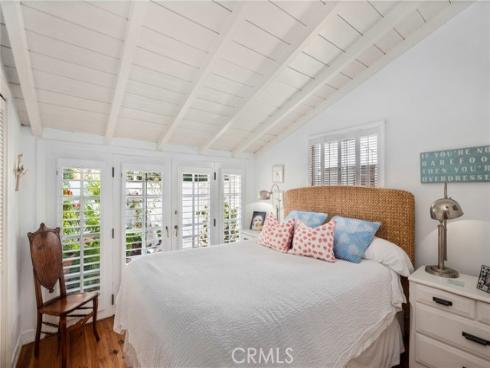 323 E Bay Front  , Newport Beach, CA