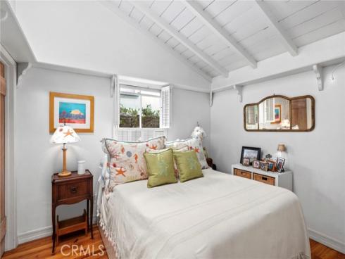 323 E Bay Front  , Newport Beach, CA