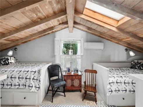 323 E Bay Front  , Newport Beach, CA