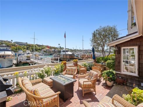 323 E Bay Front  , Newport Beach, CA