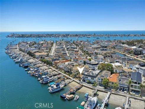 323 E Bay Front  , Newport Beach, CA
