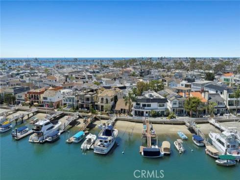 323 E Bay Front  , Newport Beach, CA