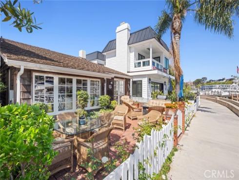 323 E Bay Front  , Newport Beach, CA