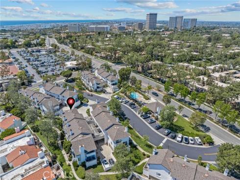 301  Harbor Woods   Place, Newport Beach, CA