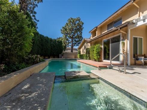 10  Rue Valbonne  , Newport Beach, CA