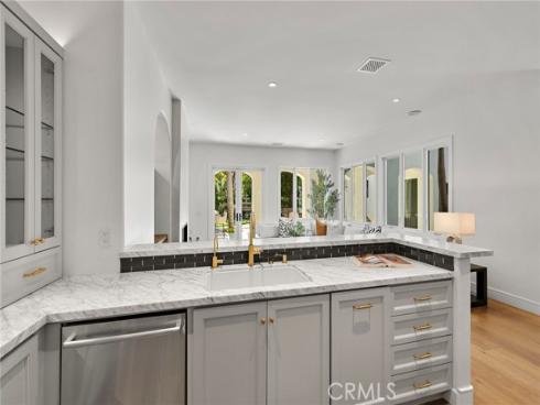 15 Seabluff , Newport Beach, CA