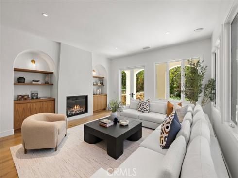 15 Seabluff , Newport Beach, CA