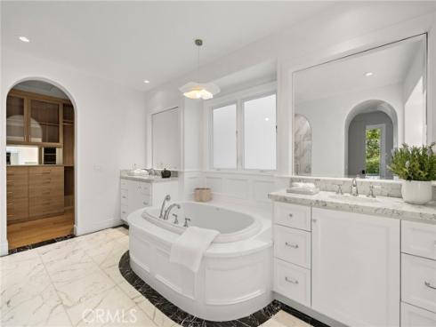 15 Seabluff , Newport Beach, CA