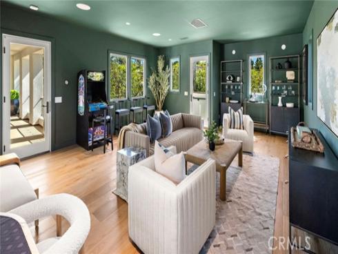15 Seabluff , Newport Beach, CA