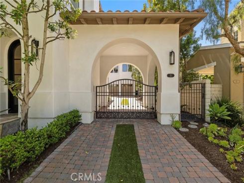 15 Seabluff , Newport Beach, CA