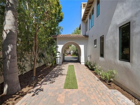 15 Seabluff , Newport Beach, CA