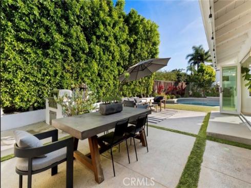 1826  Buttonshell  , Newport Beach, CA