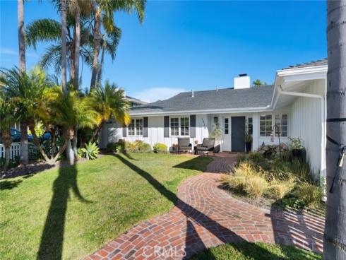 1826  Buttonshell  , Newport Beach, CA