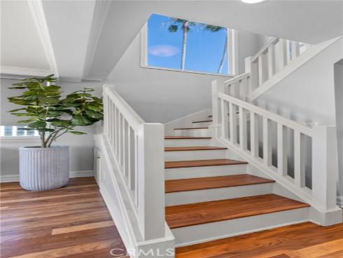 1011 N Bay Front  , Newport Beach, CA