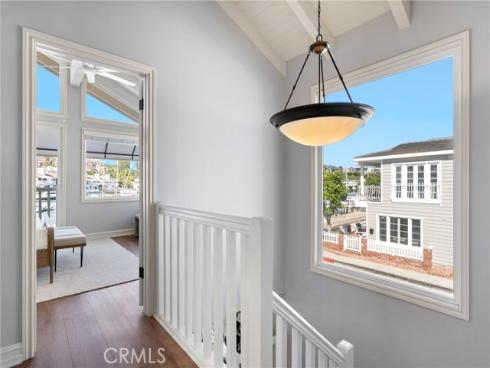 1011 N Bay Front  , Newport Beach, CA