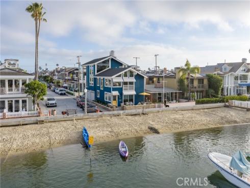 1011 N Bay Front  , Newport Beach, CA