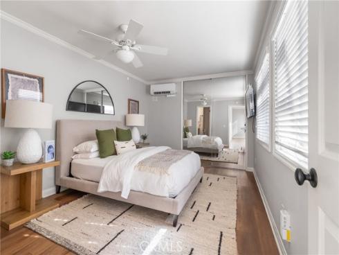 1011 N Bay Front  , Newport Beach, CA