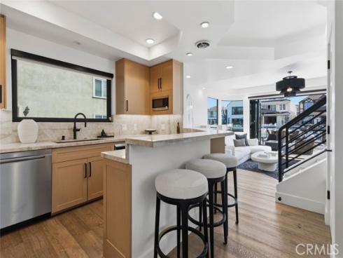 3912  River Ave  , Newport Beach, CA