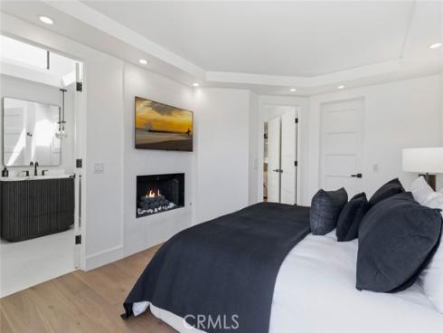 3912  River Ave  , Newport Beach, CA