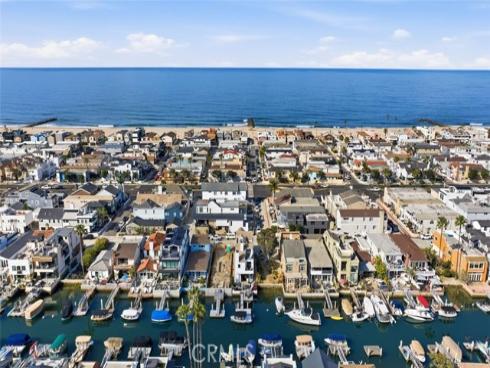 3912  River Ave  , Newport Beach, CA