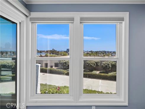280  Cagney  211  Lane, Newport Beach, CA