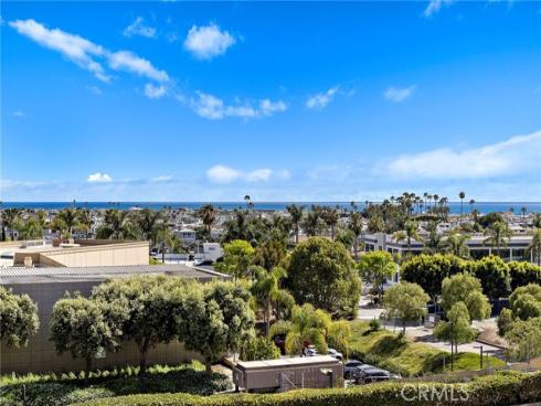 280  Cagney  211  Lane, Newport Beach, CA
