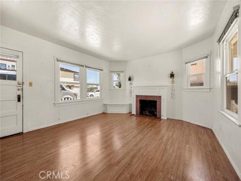 805 W Bay  , Newport Beach, CA