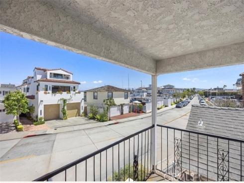 805 W Bay  , Newport Beach, CA