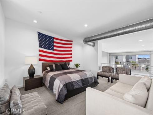 517  30th   Street, Newport Beach, CA