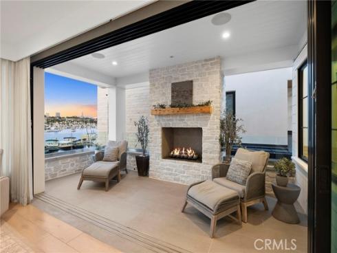 409  North Bayfront  , Newport Beach, CA