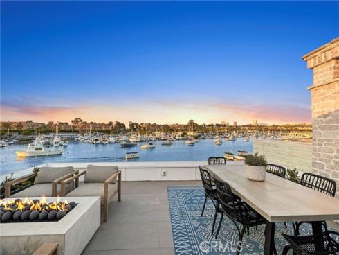 409  North Bayfront  , Newport Beach, CA