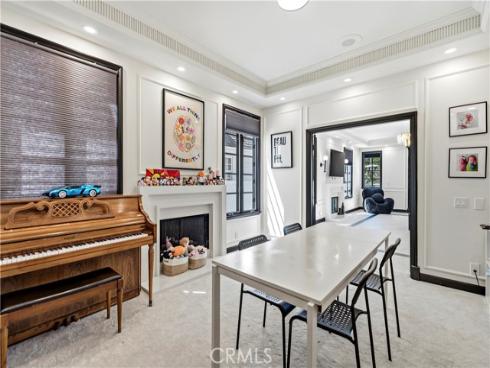 19  Belmont  , Newport Beach, CA