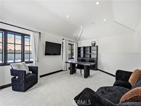 19  Belmont  , Newport Beach, CA