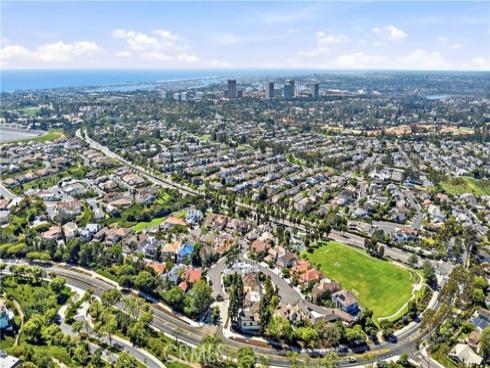 19  Belmont  , Newport Beach, CA