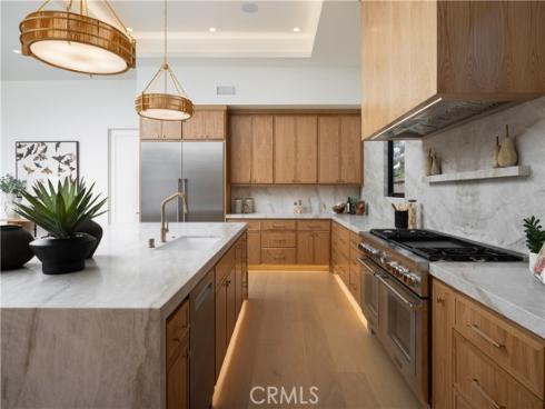 1453  Galaxy Dr  , Newport Beach, CA