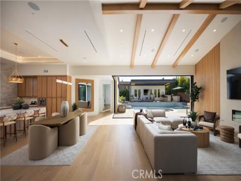 1453  Galaxy Dr  , Newport Beach, CA