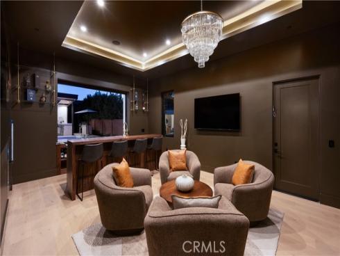 1453  Galaxy Dr  , Newport Beach, CA