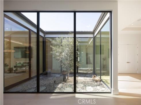 1453  Galaxy Dr  , Newport Beach, CA