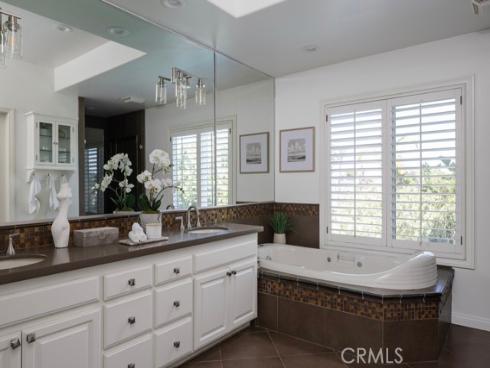 1848  Port Renwick  , Newport Beach, CA