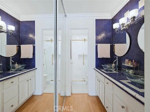 300 Cagney 206 , Newport Beach, CA