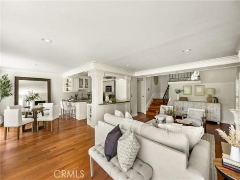 525 Vista Flora , Newport Beach, CA