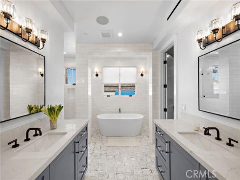 330 Onyx Avenue , Newport Beach, CA
