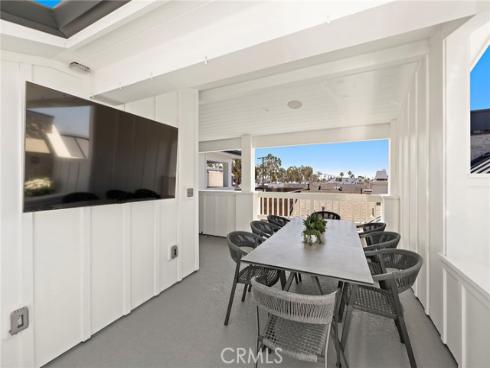 330 Onyx Avenue , Newport Beach, CA