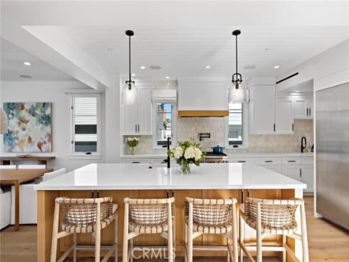 330 Onyx Avenue , Newport Beach, CA