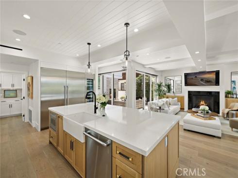 330 Onyx Avenue , Newport Beach, CA