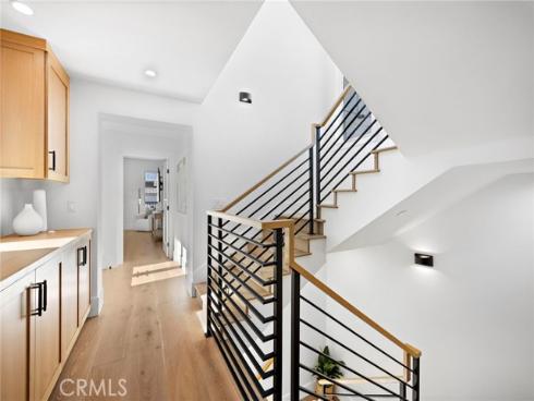 330 Onyx Avenue , Newport Beach, CA