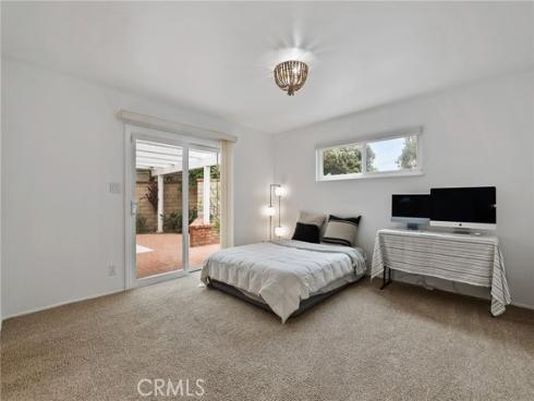 2284 Redlands , Newport Beach, CA