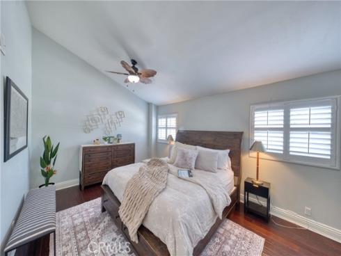 25 Sand Dollar 19 Court, Newport Beach, CA